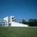 Happy Birthday Richard Meier! Happy Birthday Richard Meier! The Atheneum, New Harmony, Indiana. Imagen © Scott Frances, Cortesía de Richard Meier & Partners