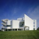 Happy Birthday Richard Meier! Happy Birthday Richard Meier! The Atheneum, New Harmony, Indiana. Imagen © Scott Frances, Cortesía de Richard Meier & Partners