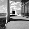 Um ano sem Oscar Niemeyer Um ano sem Oscar Niemeyer Palacio da Alvorada. Image Cortesía de ON