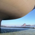 Um ano sem Oscar Niemeyer Um ano sem Oscar Niemeyer Museo de Arte Contemporáneo de Niterói – Niterói – RJ. Image © Fabiano Caetano