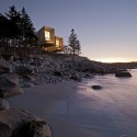 Two Hulls / Mackay-Lyons Sweetapple Architects Two Hulls / Mackay-Lyons Sweetapple Architects © Greg Richardson