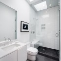 Car Park House / Anonymous Architects Car Park House / Anonymous Architects © Steve King