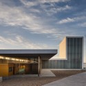 Municipal Theater at Arahal / Javier Terrados Estudio de Arquitectura Municipal Theater at Arahal / Javier Terrados Estudio de Arquitectura © Fernando Alda