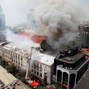 Incendios: la constante amenaza a nuestro patrimonio arquitectónico Incendios: la constante amenaza a nuestro patrimonio arquitectónico Teatro Municipal de Santiago, Chile. Image © Reuters