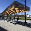 University Boulevard Transit Shelters / PUBLIC Architecture + Communication University Boulevard Transit Shelters / PUBLIC Architecture + Communication © Krista Jahnke