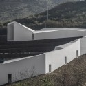Centro de Alto Rendimento de Remo do Pocinho / Álvaro Fernandes Andrade Centro de Alto Rendimento de Remo do Pocinho / Álvaro Fernandes Andrade © FG+SG - Fernando Guerra, Sergio Guerra