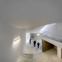 Centro de Alto Rendimento de Remo do Pocinho / Álvaro Fernandes Andrade Centro de Alto Rendimento de Remo do Pocinho / Álvaro Fernandes Andrade © FG+SG - Fernando Guerra, Sergio Guerra