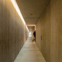 Centro de Alto Rendimento de Remo do Pocinho / Álvaro Fernandes Andrade Centro de Alto Rendimento de Remo do Pocinho / Álvaro Fernandes Andrade © FG+SG - Fernando Guerra, Sergio Guerra