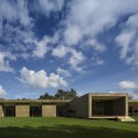 The Hill Cork House / Contaminar Arquitectos The Hill Cork House / Contaminar Arquitectos © FG+SG - Fernando Guerra + Sergio Guerra