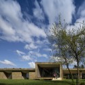 The Hill Cork House / Contaminar Arquitectos The Hill Cork House / Contaminar Arquitectos © FG+SG - Fernando Guerra + Sergio Guerra