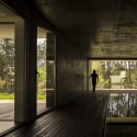 The Hill Cork House / Contaminar Arquitectos The Hill Cork House / Contaminar Arquitectos © FG+SG - Fernando Guerra + Sergio Guerra