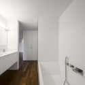 The Hill Cork House / Contaminar Arquitectos The Hill Cork House / Contaminar Arquitectos © FG+SG - Fernando Guerra + Sergio Guerra