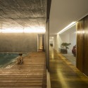 The Hill Cork House / Contaminar Arquitectos The Hill Cork House / Contaminar Arquitectos © FG+SG - Fernando Guerra + Sergio Guerra