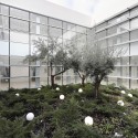 Healthcare Center and Regional Government Offices / BAT Healthcare Center and Regional Government Offices / BAT © Aitor Esteves