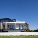 House in Miramar / e|348 Arquitectura House in Miramar / e|348 Arquitectura © José Campos