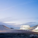 Cité de l'Océan et du Surf: iluminación de un espacio expositivo que se extiende a través del paisaje Cité de l'Océan et du Surf: iluminación de un espacio expositivo que se extiende a través del paisaje © Iwan Baan