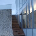 Cité de l'Océan et du Surf: iluminación de un espacio expositivo que se extiende a través del paisaje Cité de l'Océan et du Surf: iluminación de un espacio expositivo que se extiende a través del paisaje © FG +SG Ultimas Reportagens