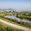 Environmental Recovery of the Llobregat River / Battle I Roig Arquitectes Environmental Recovery of the Llobregat River / Battle I Roig Arquitectes © Jordi Puig