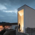 Mortuary House in Vila Caiz / Raul Sousa Cardoso + Graca Vaz Mortuary House in Vila Caiz / Raul Sousa Cardoso + Graca Vaz © Jose Campos