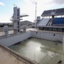 El estadio no tiene quien lo visite El estadio no tiene quien lo visite Centro acuático olímpico de Atenas en 2012. Image © Vía Business Insider