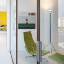 Open and Transparent to The City / Pitsou Kedem Architects Open and Transparent to The City / Pitsou Kedem Architects © Amit Geron